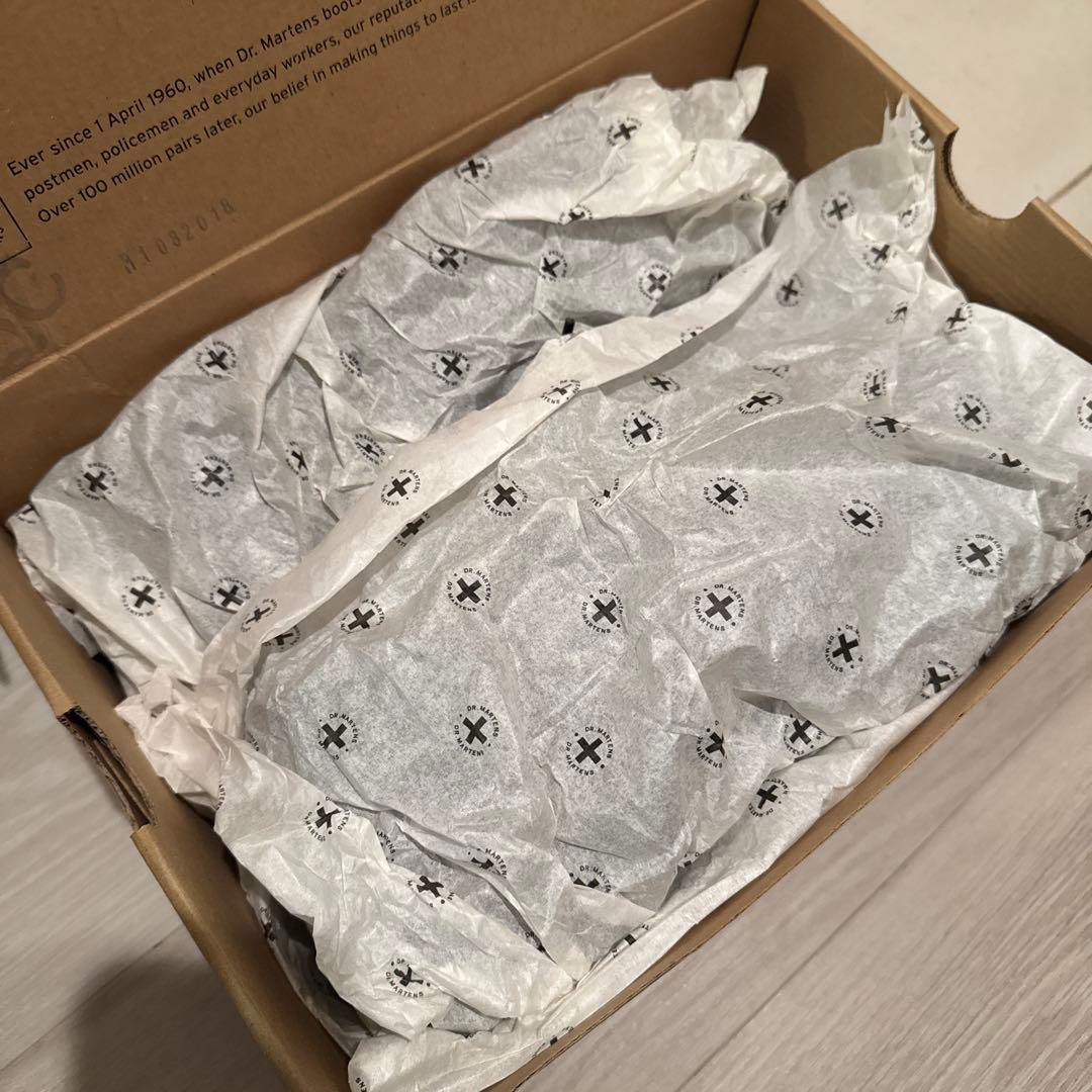 ドクターマーチン　ADRIAN BLACK