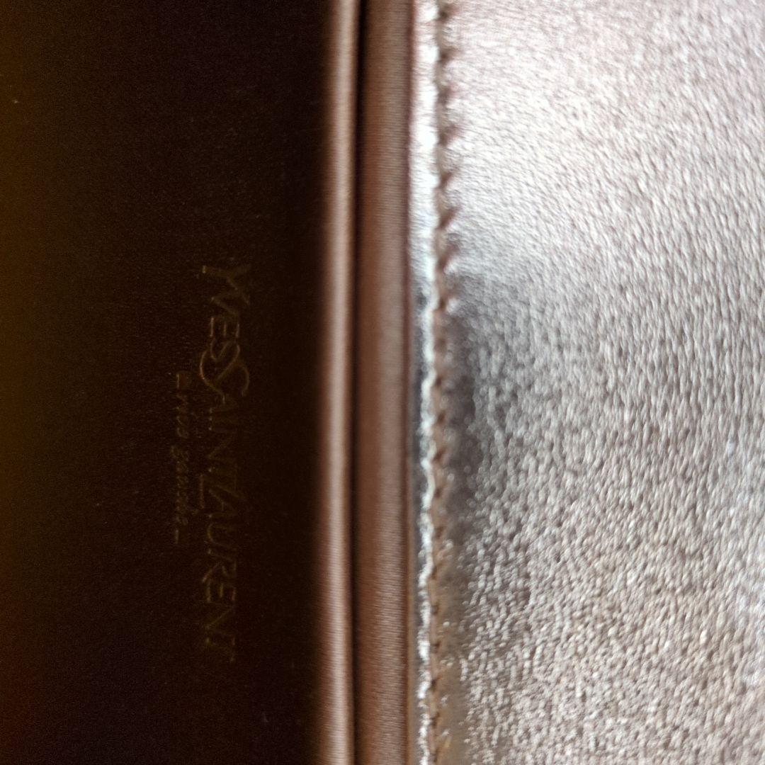 Yves Saint Laurent ゴールドクラッチバッグ