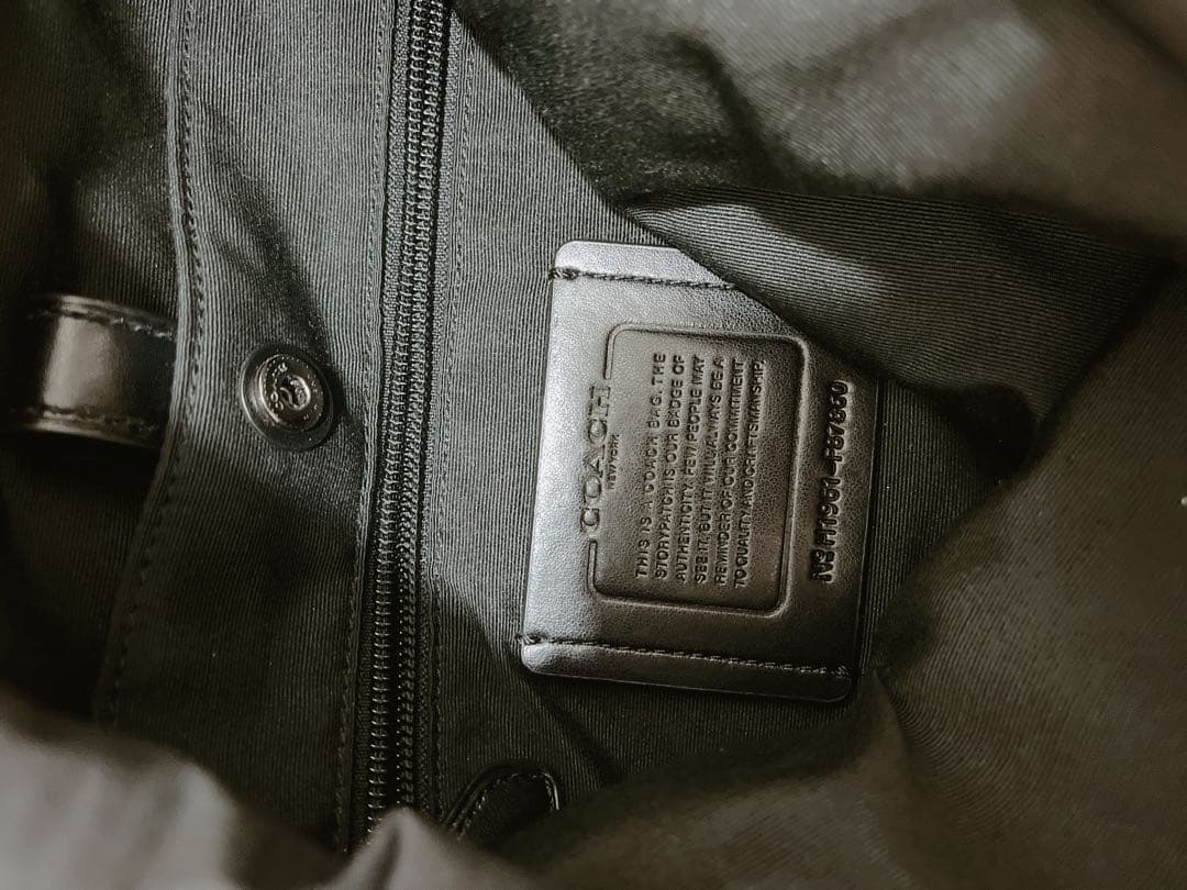 K*5様 コーチ リュック・バックパック ベージュ/黒/赤