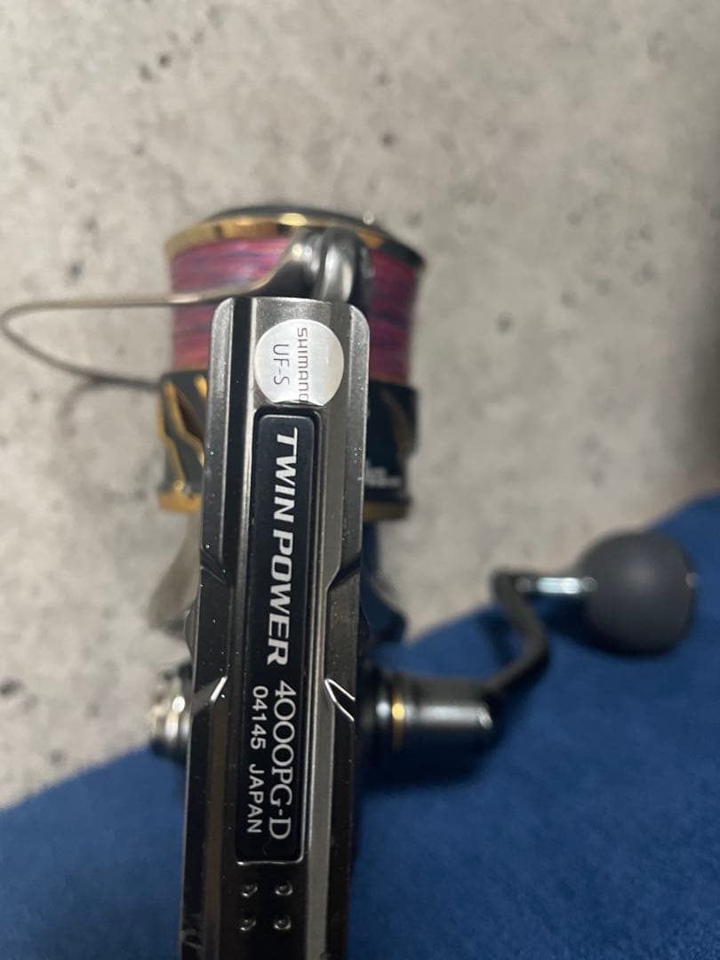 【美品】シマノ 20ツインパワー 4000PG（機関良好）