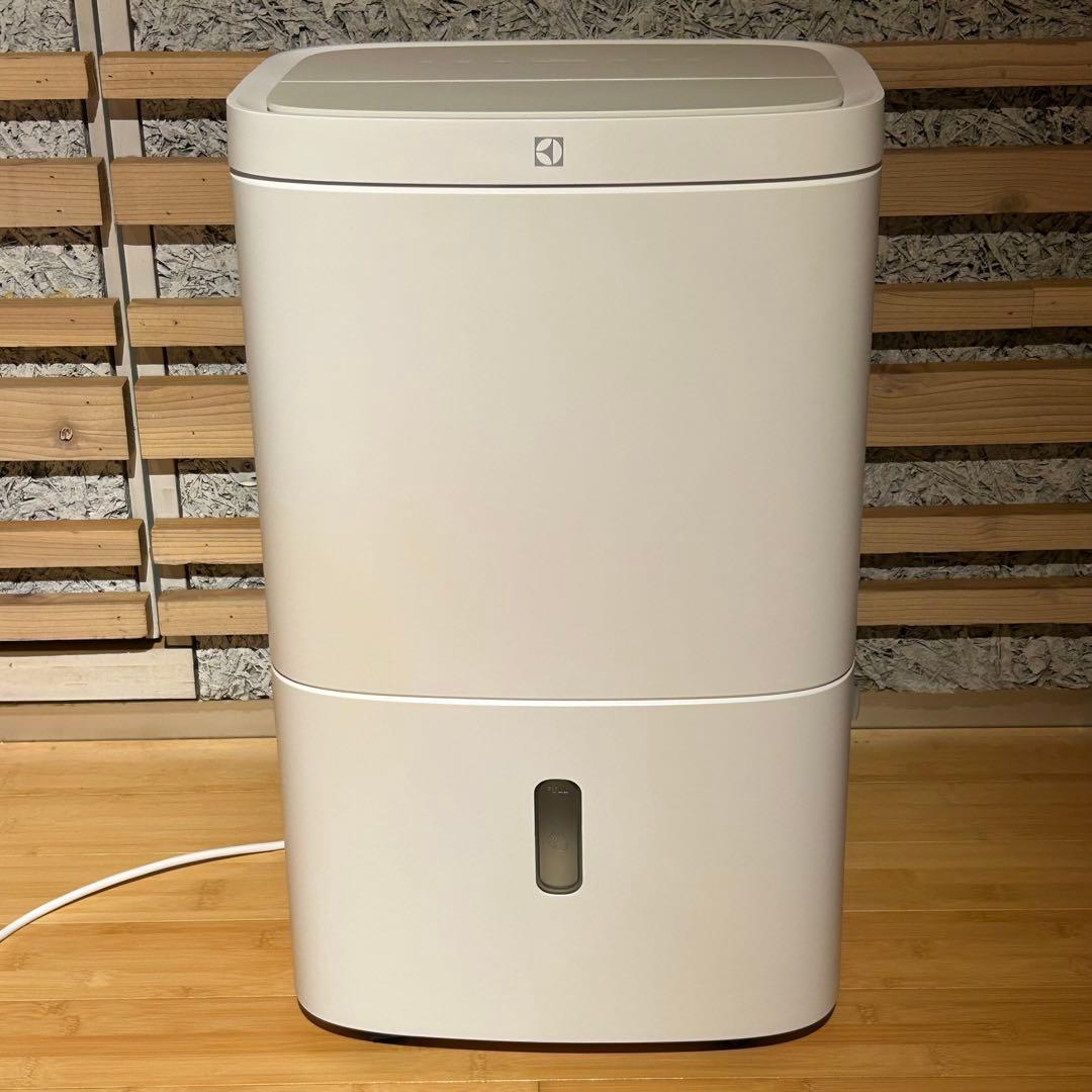 エレクトロラックス 除湿空気清浄機 Ultimate 500