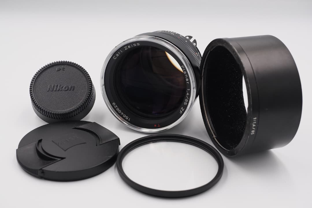 かず）【中古】Carl Zeiss Planar 85mm F1.4 ZF