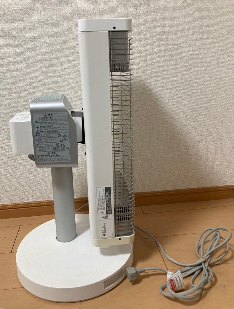 ダイキン　電気ヒーター（2020年製）