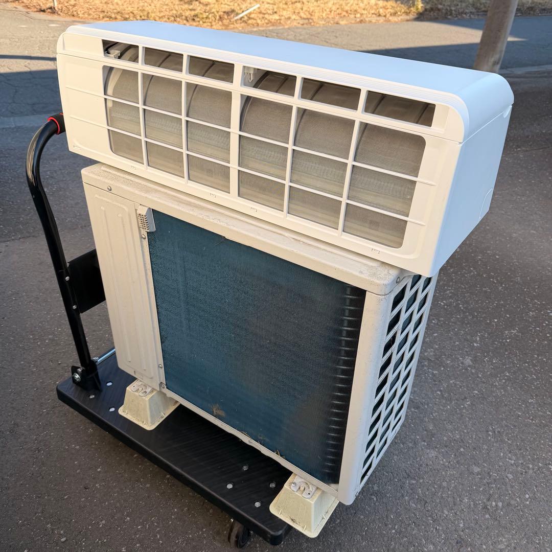 専　RLAIR YHA-S22P-W エアコン本体　6畳　2024年製