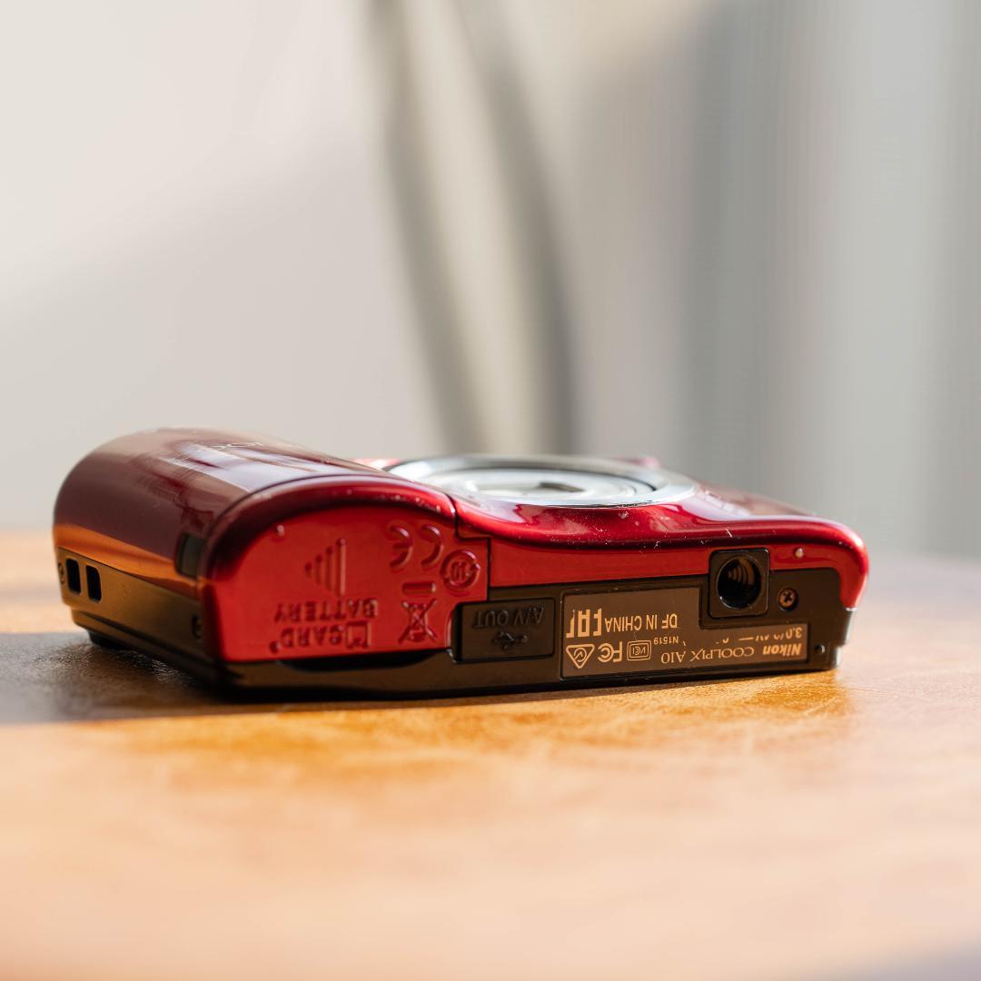 【単三電池で動く！】Nikon COOLPIX A10 レッド 動作確認済