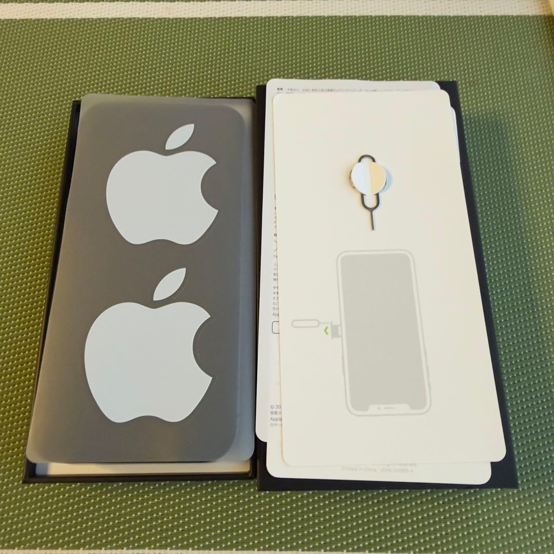 雪　Apple iPhone 12 Pro 128gb