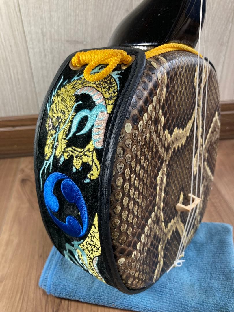 【登り竜ティーガ】沖縄三線✨本革強化張り✨訳あり