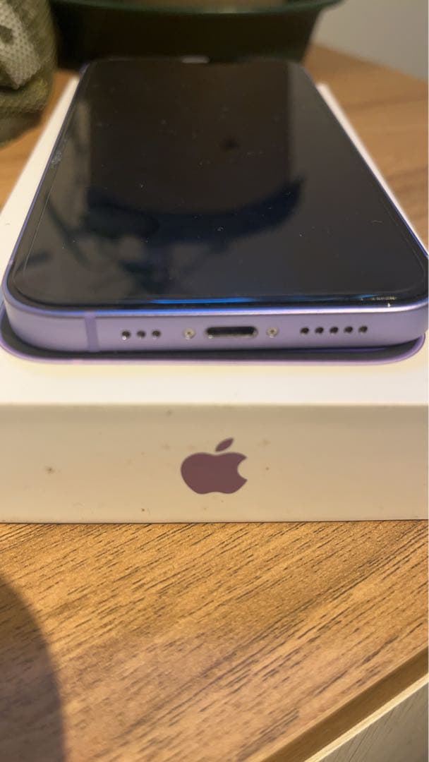 p*1様 iPhone12 128GB バッテリー最大容量61% SiMロック解