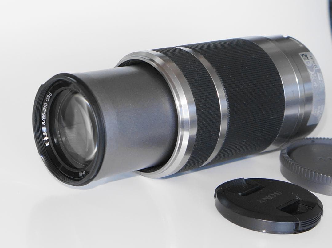 極上品です　SONY E 55-210mm F4.5-6.3 SEL55210