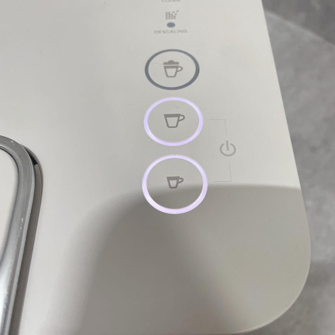 Nespresso ラティシマ・ワン F111 コーヒーメーカー ネスプレッソ