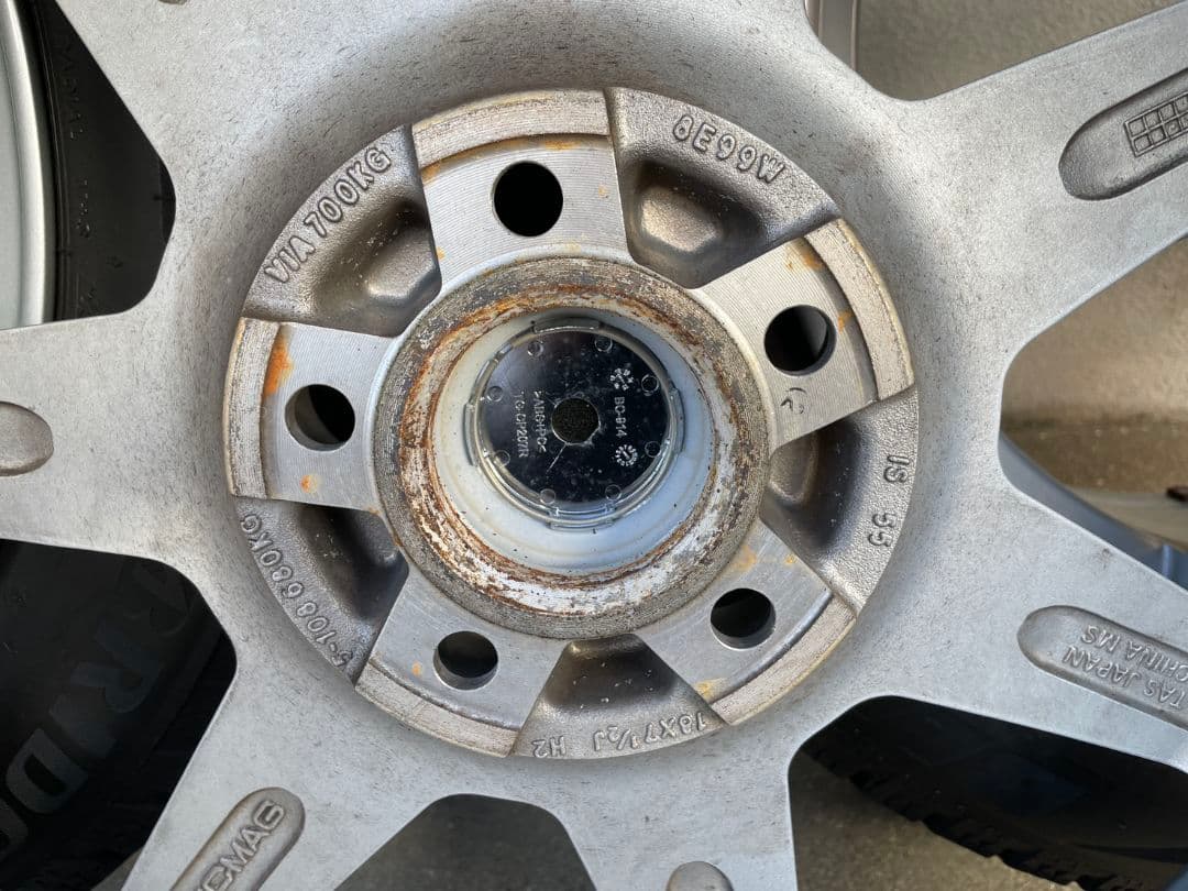 ボルボV60CC用　スタッドレスタイヤとホイールセット　1本売りです。