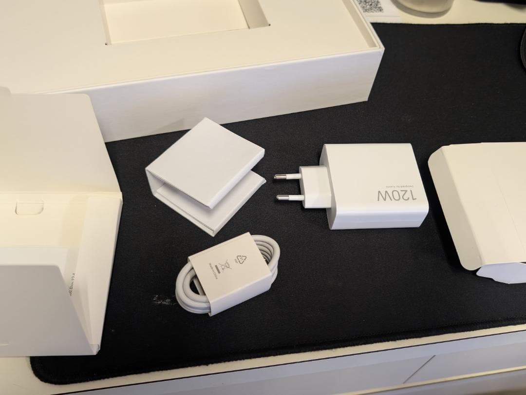 Androidタブレット本体 Xiaomi Pad 6S Pro 12.4 8+256GB 144Hz