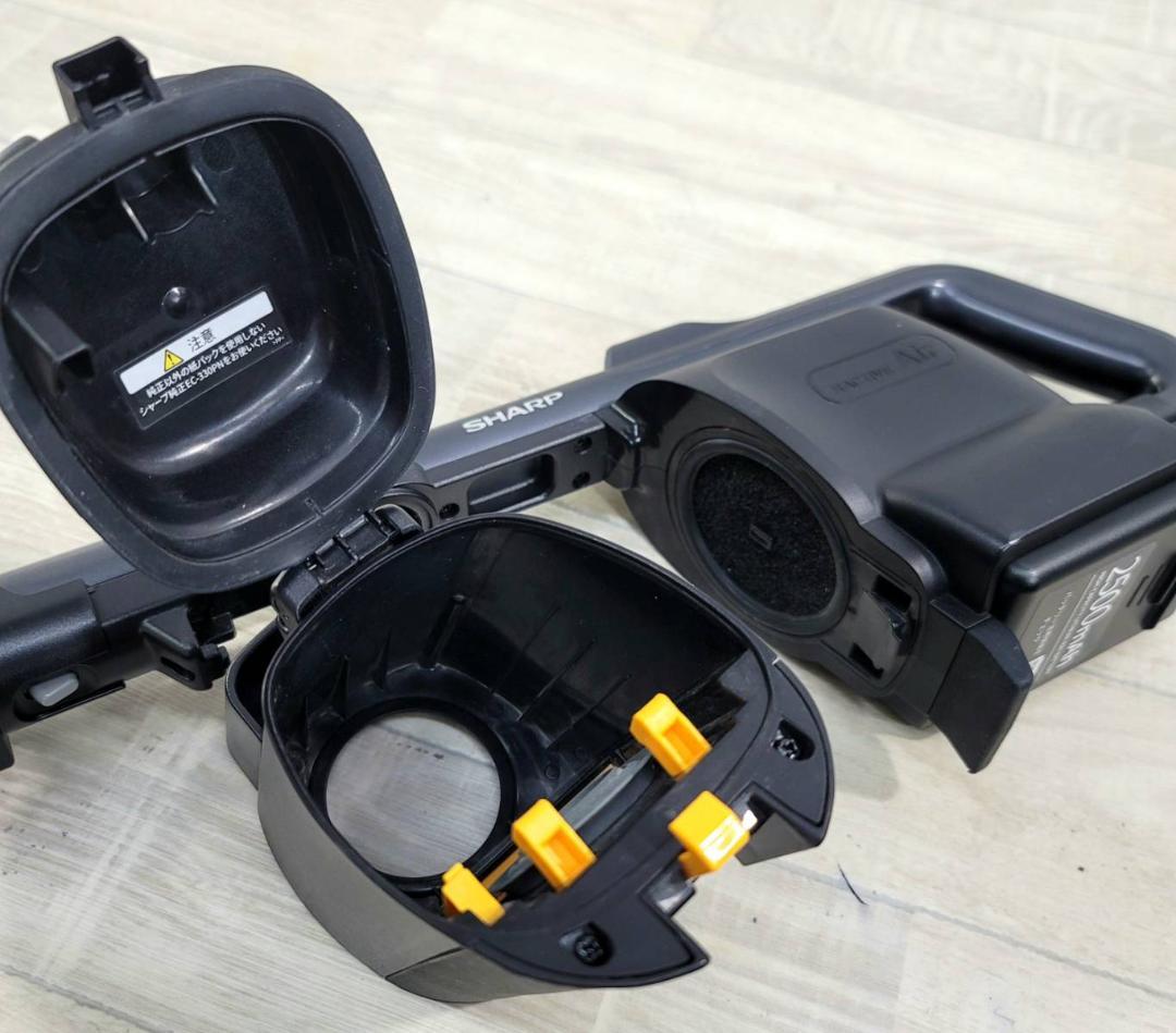 【良品】SHARP コードレススティック掃除機 紙パック式 EC-KR2(B)