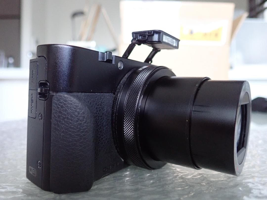 SONY　サイバーショット DSC-RX100M5A　中古です