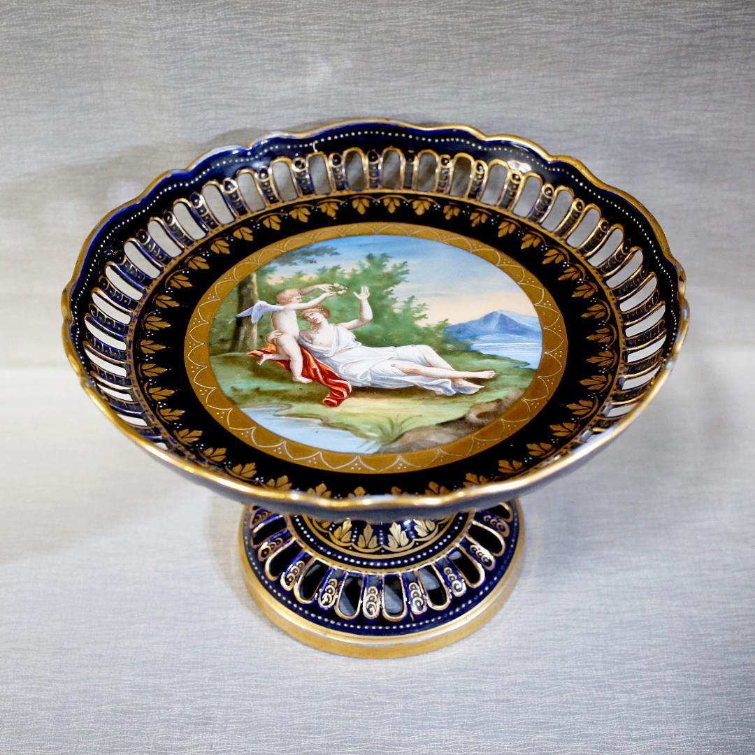 【送料込み】ヴィエナスタイル 金彩レリーフ神話文 天使 コンポート