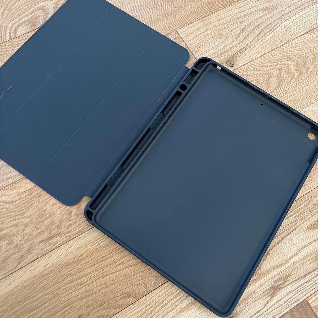 Apple iPad 10.2インチ32GB ケース・ペン・フィルム付き