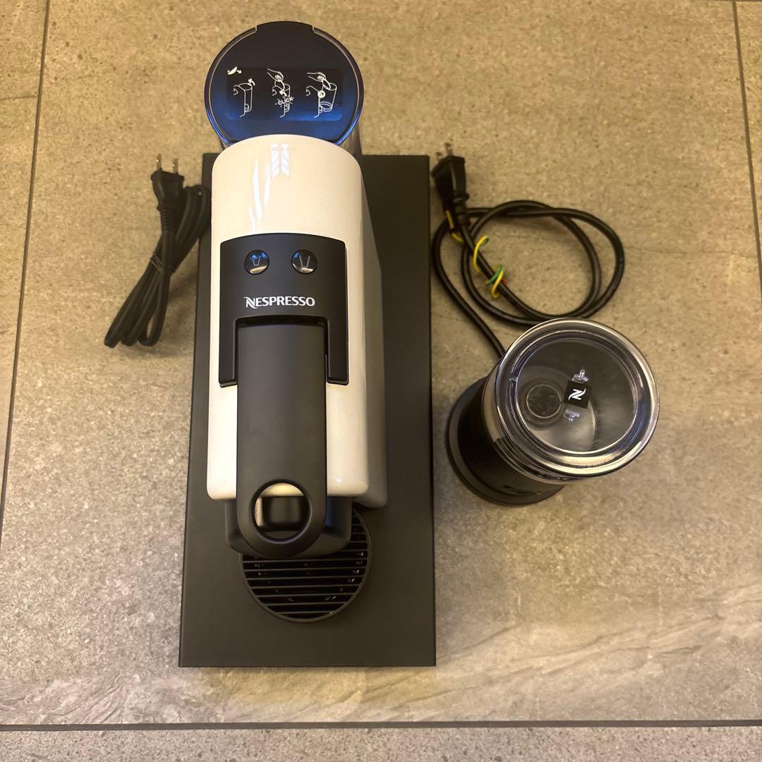 NESPRESSO エッセンサ ミニ D30 エアロチーノ カプセルホルダー付