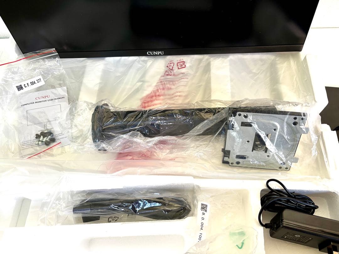 260121-4 CUNPU 27インチ 4K モニター　訳あり　新品