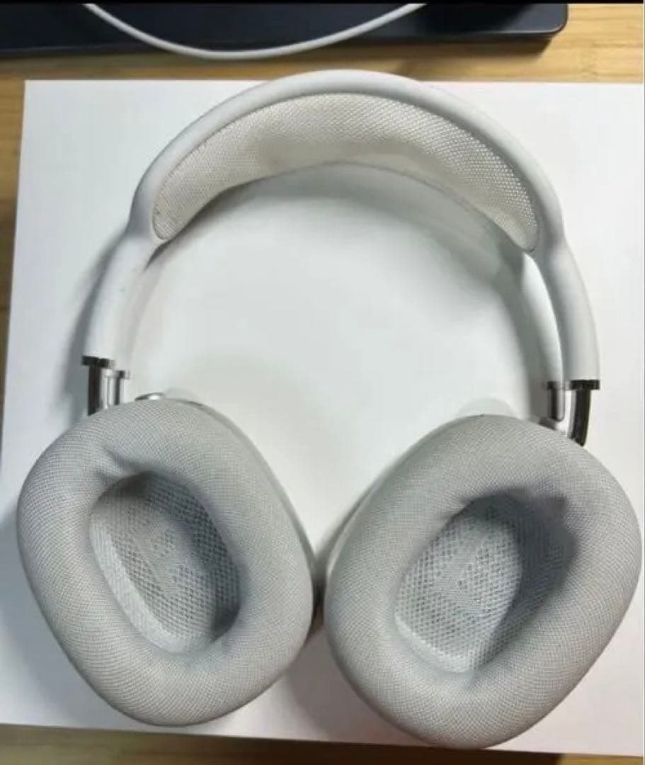 AirPods Max シルバー 本体 充電ケース付き