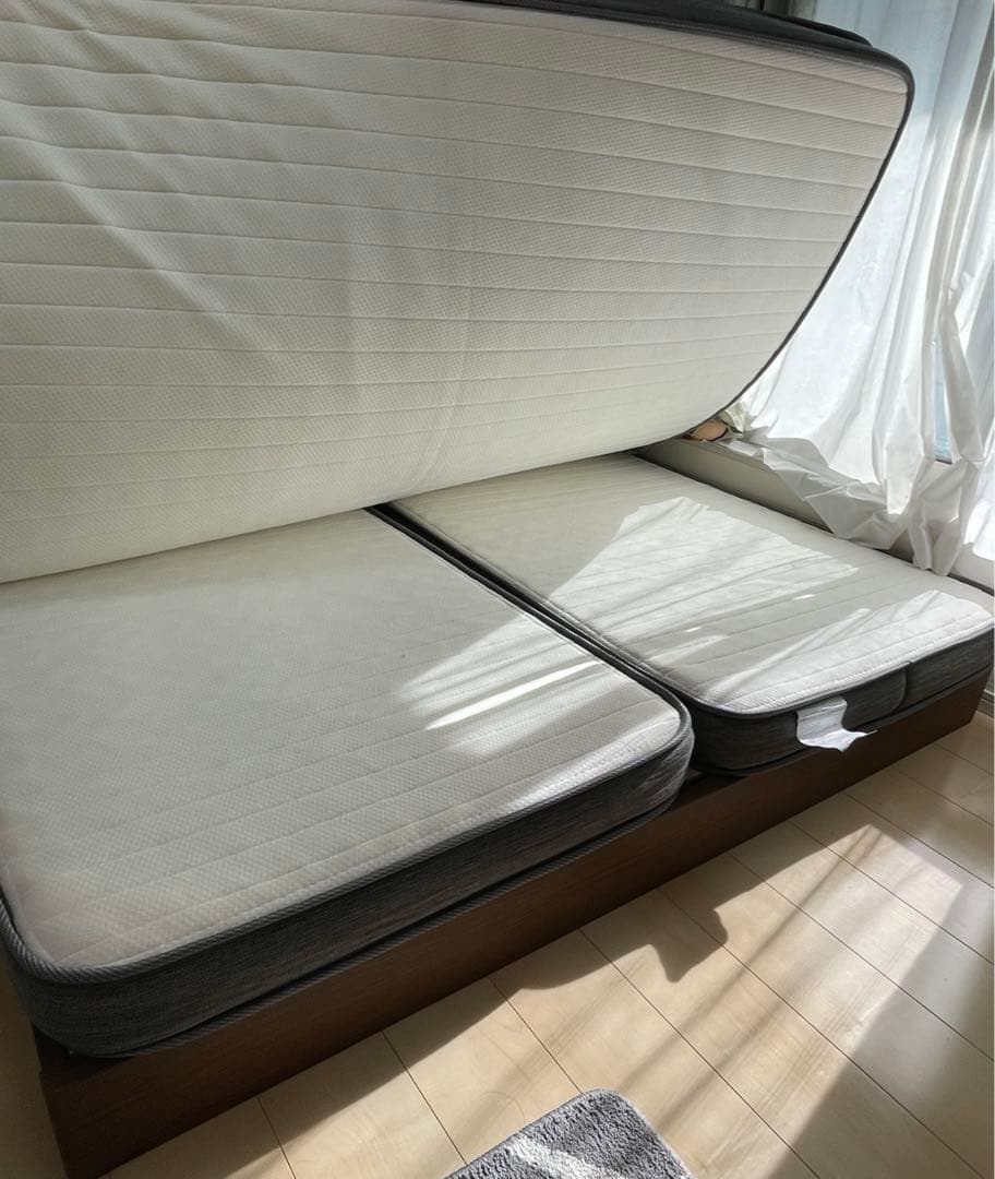 ニトリクイーンサイズ ベッドフレーム 170x200cmマット付き