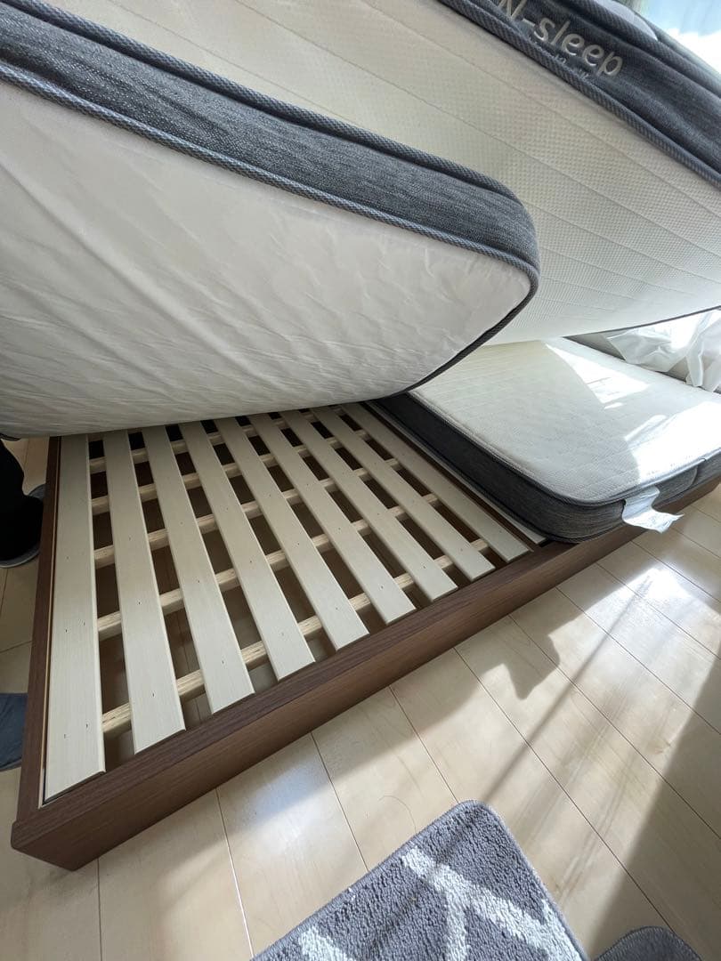 ニトリクイーンサイズ ベッドフレーム 170x200cmマット付き