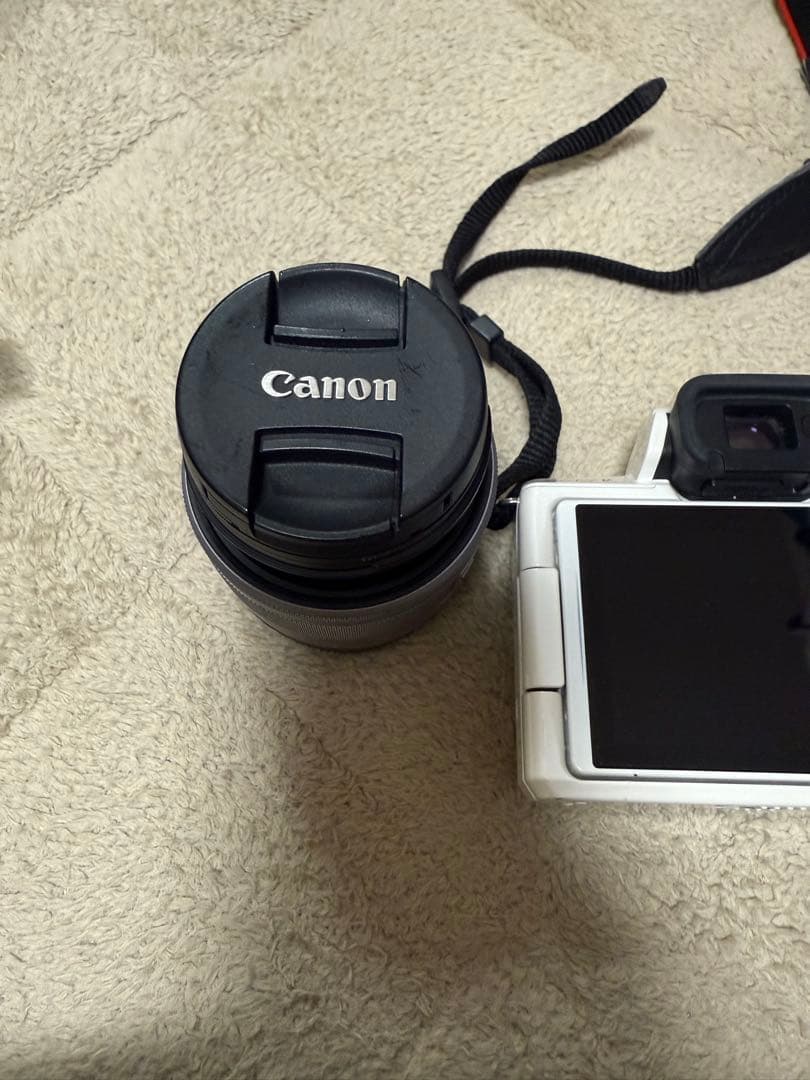 Canon EOS kissM ホワイト ミラーレスカメラ