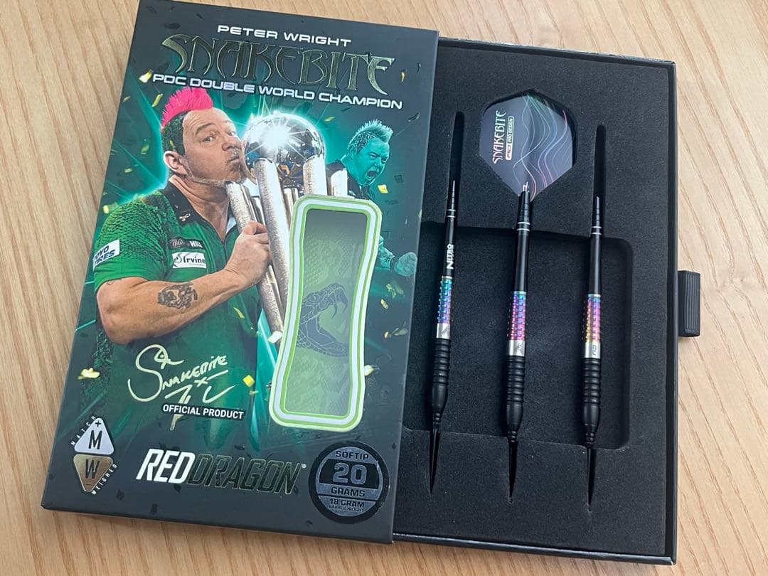 【ダーツ】レッドドラゴン2025 ピーターライト コラ