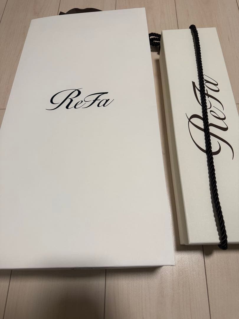 ReFa リファストレートアイロン プロ　ショッパー付き