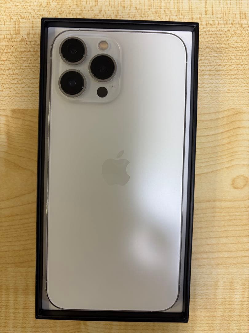 iPhone 13 Pro Max（1テラバイト） 本体