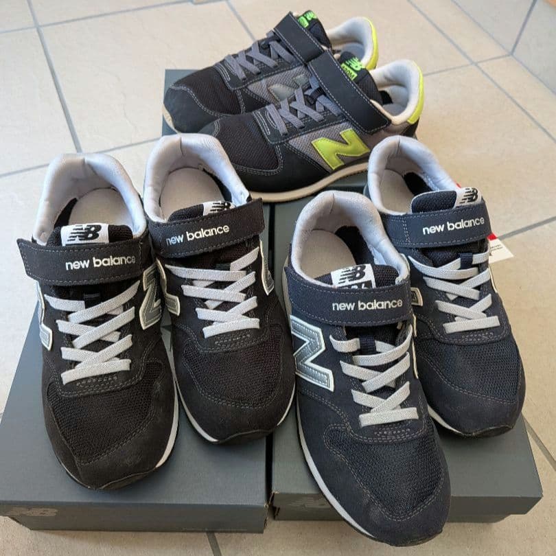 New Balance キッズスニーカー ３足セット