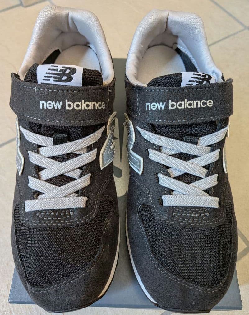 New Balance キッズスニーカー ３足セット