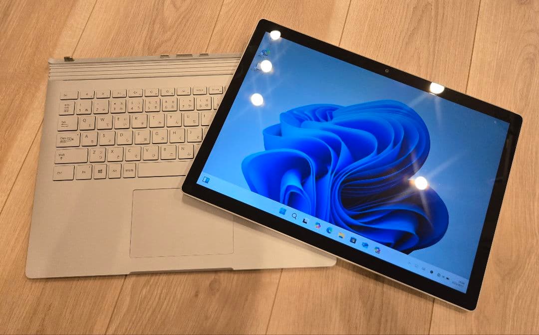 【ほぼ未使用】Surface Book2 i7/16G/512G/GTX1050