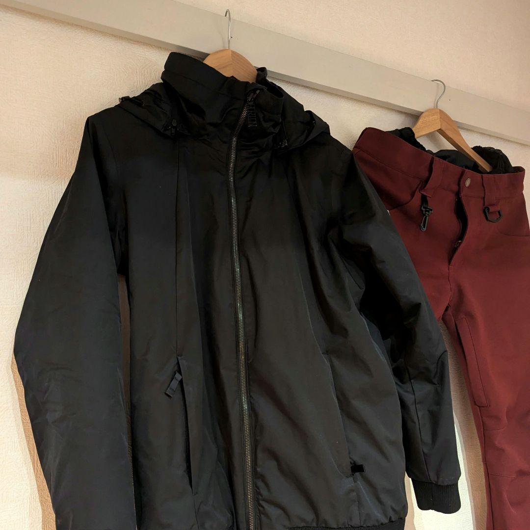 BURTONスノーボードウエア、パンツのセット　女性用ウィメンズ