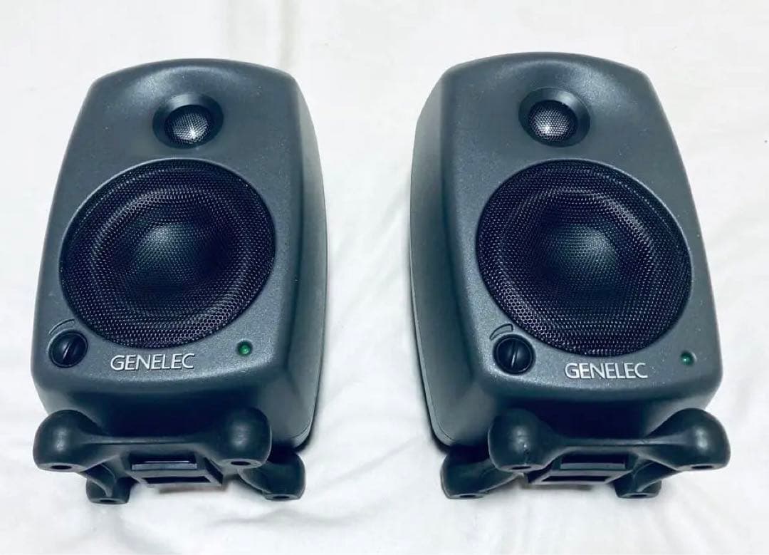 GENELEC 8020B スピーカー ペア 動作良好 台座・金具付 希少