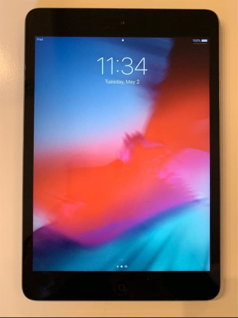 iPad mini 2 Wi-Fiモデル 64GB [スペースグレイ]