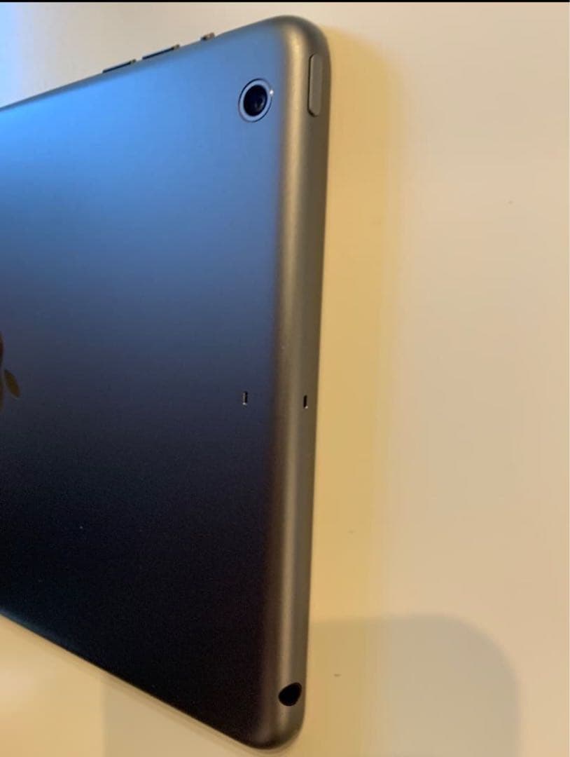 iPad mini 2 Wi-Fiモデル 64GB [スペースグレイ]