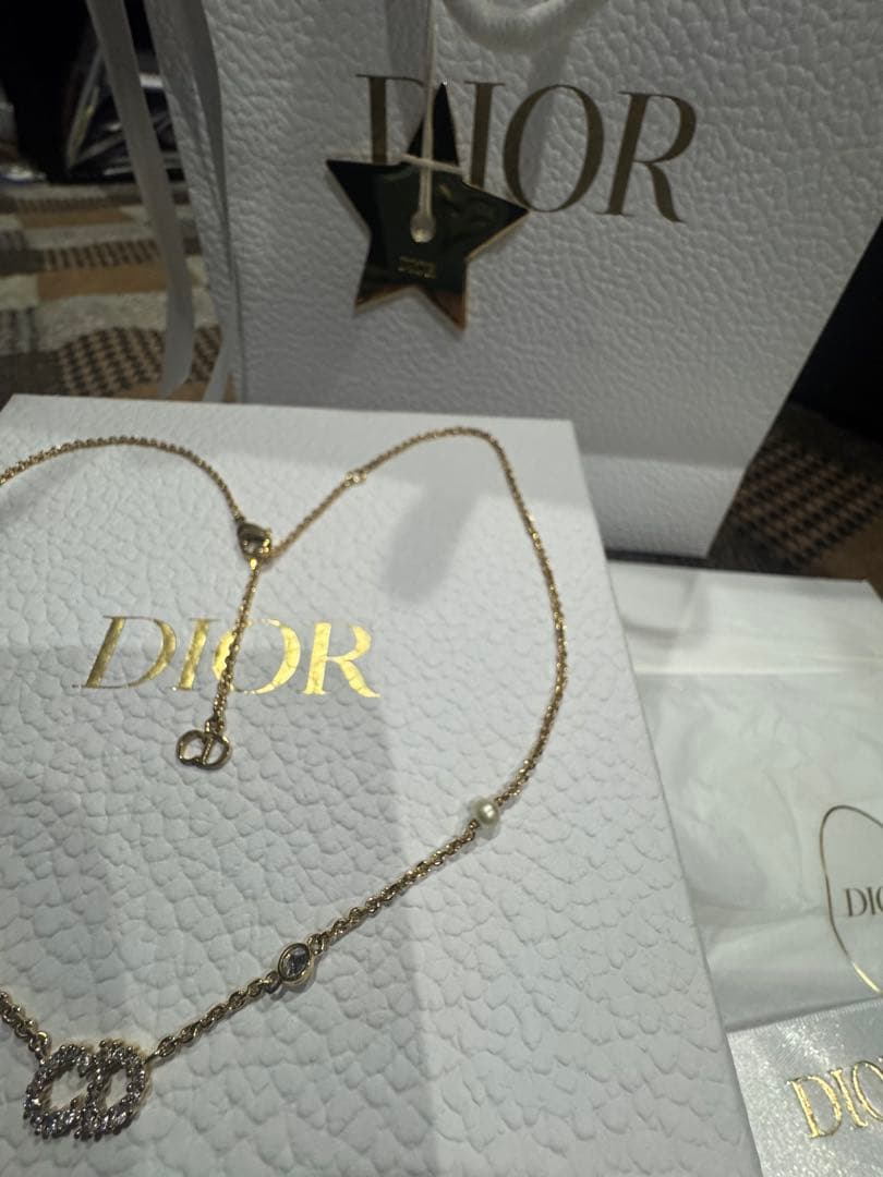 Dior ゴールドネックレス