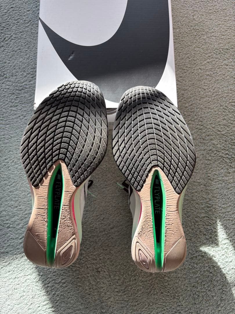 NikeZOOMX VAPORFLY NEXT%4ホワイト/グリーン