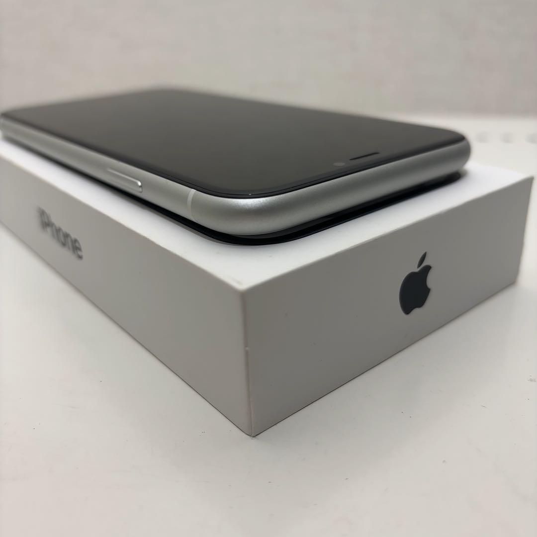 早い者勝ち　[SIMフリー]Apple iPhone XR 64GB