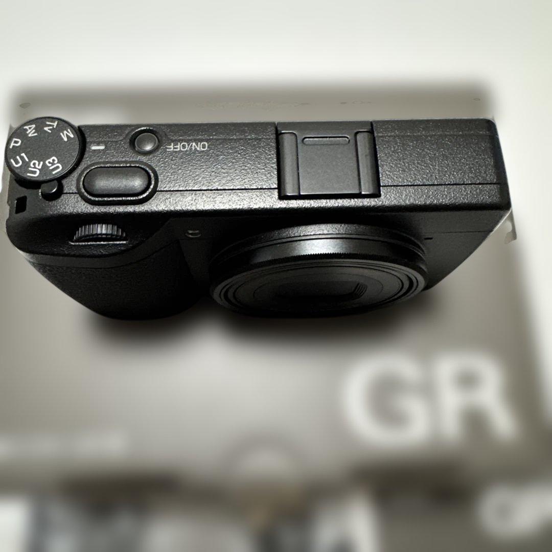 RICOH GR III デジタルカメラ