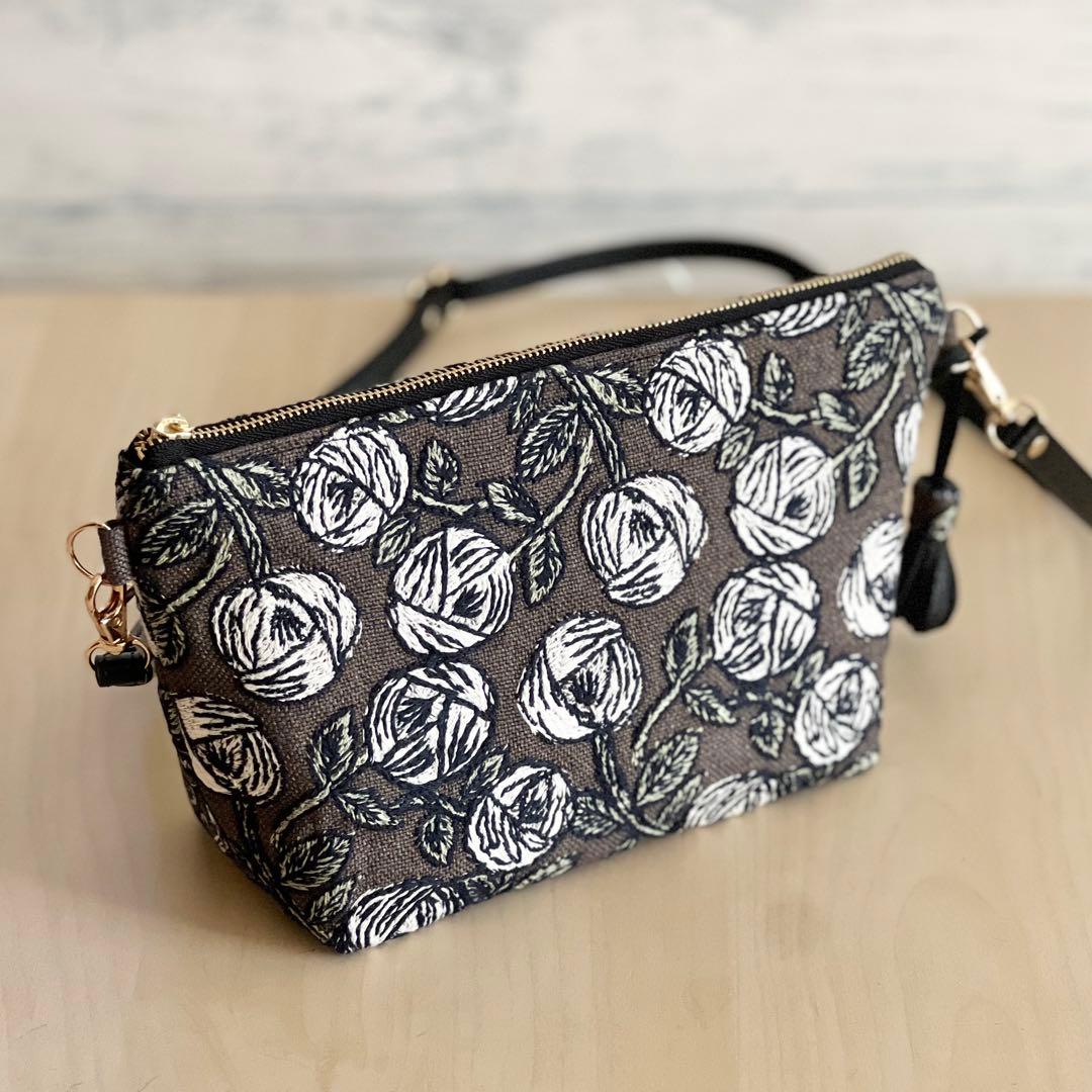 オーダー　ミナペルホネン rosyブラウンショルダーバッグ