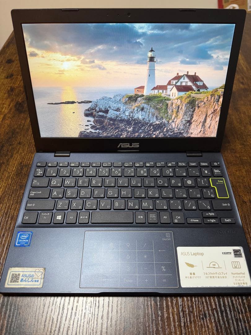 ASUS VivoBook E210MA ノートPC