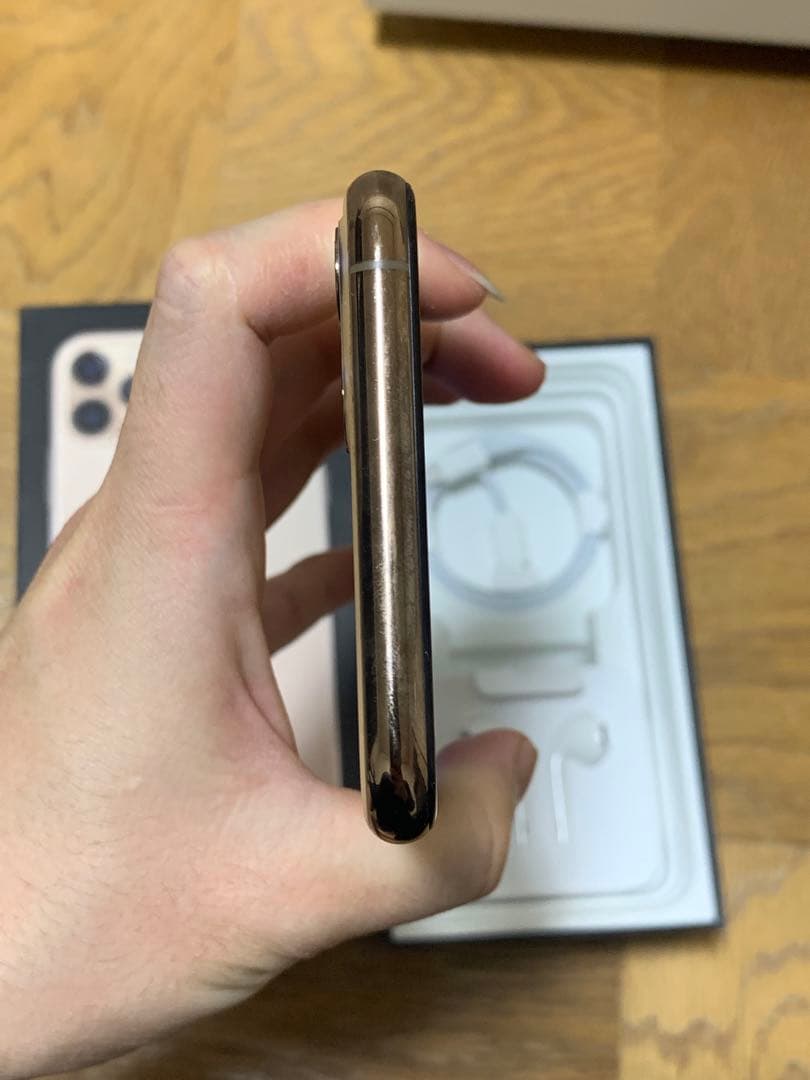 iPhone 11 Pro Max 64GB 本体