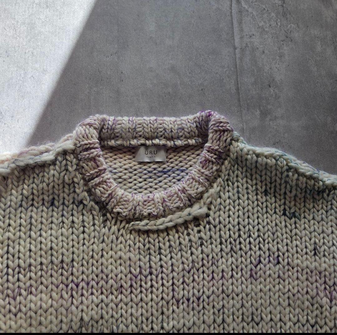URU　CREW NECK KNIT