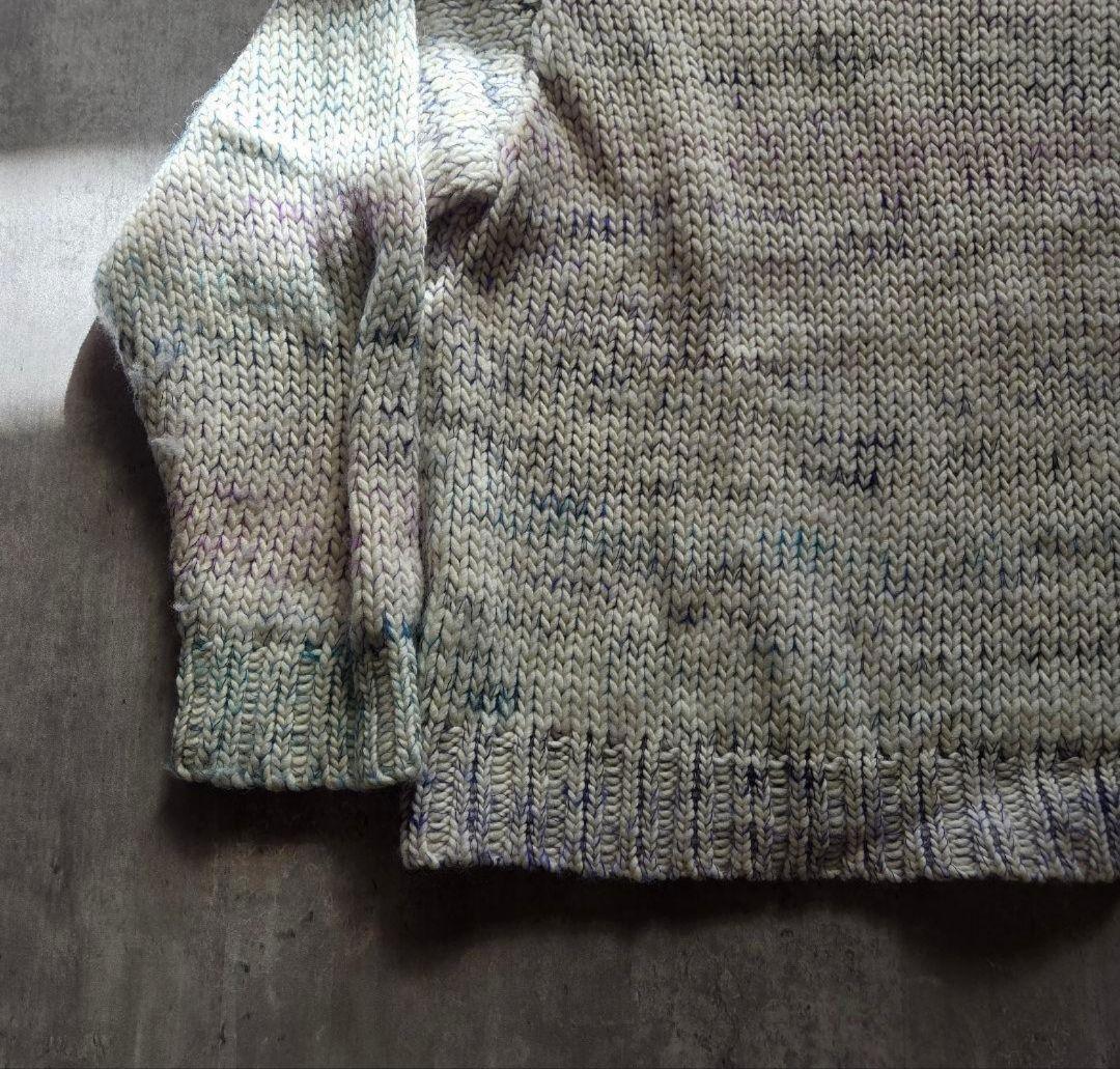 URU　CREW NECK KNIT