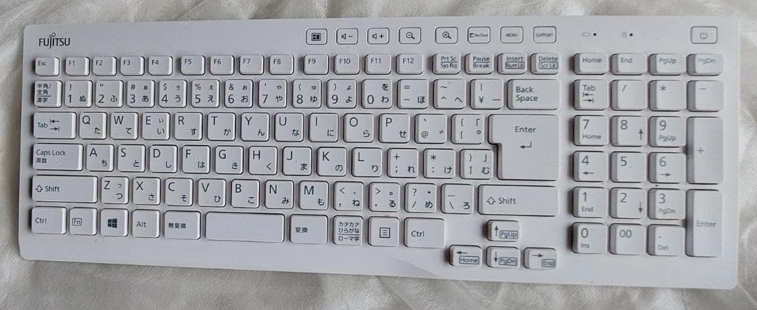 美品 富士通 FMV デスクトップPC ESPRIMO FMVF52B2W