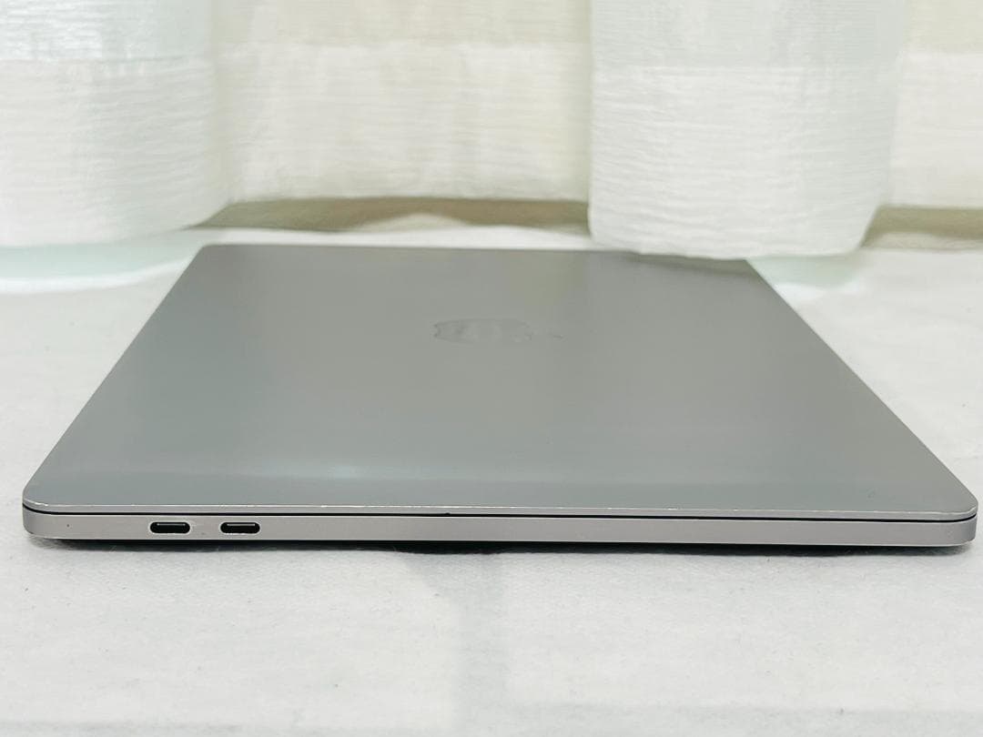 ★MacBook Pro 13 2018★i7/16GB/SSD 1TB