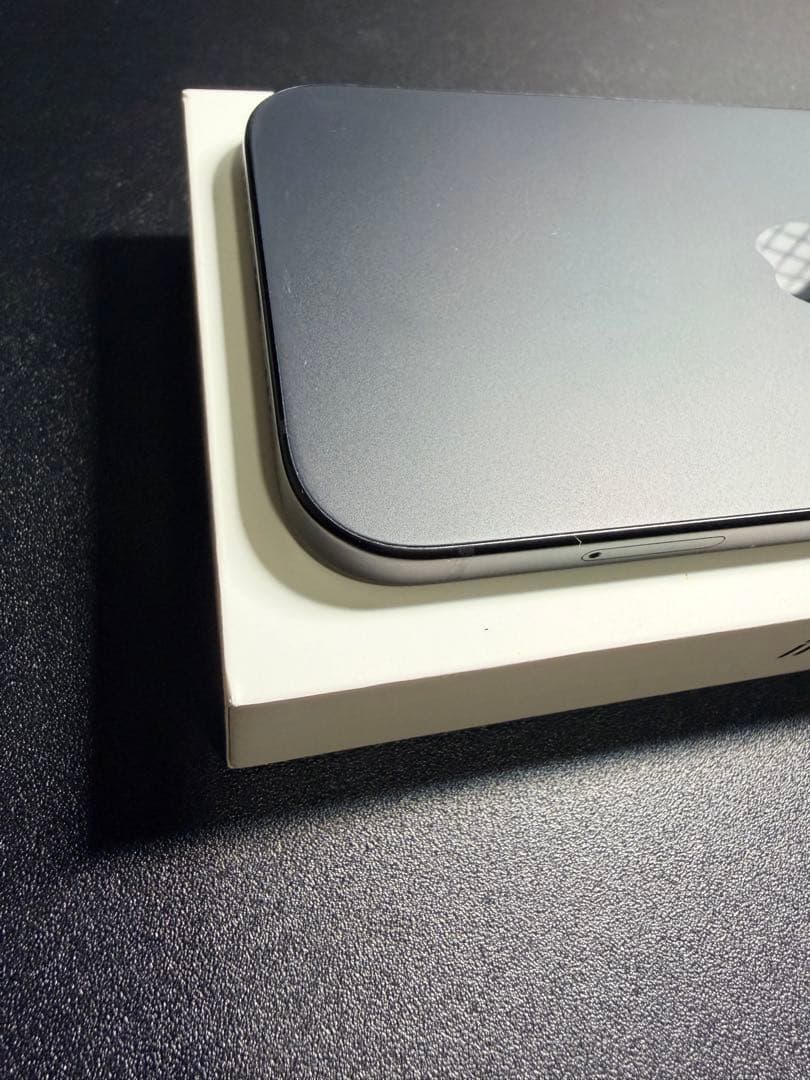 Apple iPhone 15 256GB ブラック