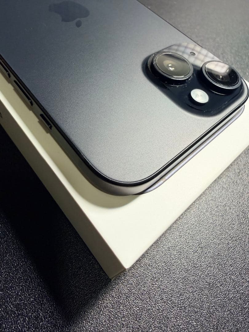 Apple iPhone 15 256GB ブラック