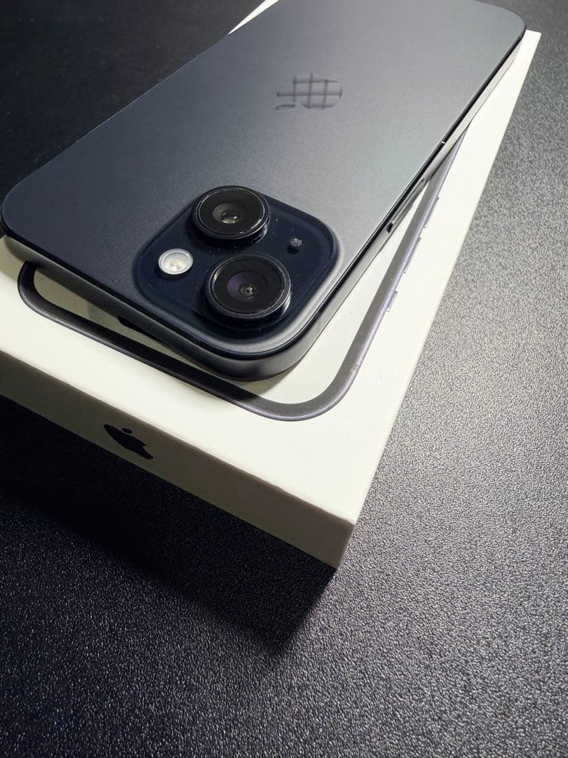 Apple iPhone 15 256GB ブラック